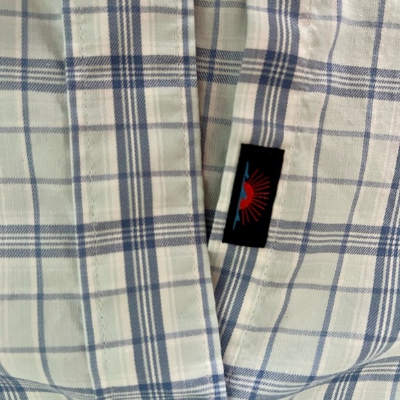 Faherty Brand Men’s Button Down Shirt – Blue & White Plaid – Size Large​ - Picture 3 of 4